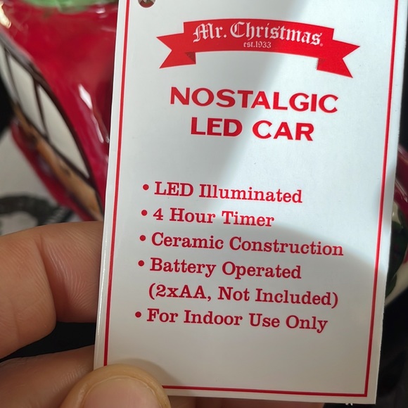 NWT MR CHRISTMAS Ceramic Truck with Tree 5.5” Red Christmas Decor LED Figurine - Picture 6 of 6